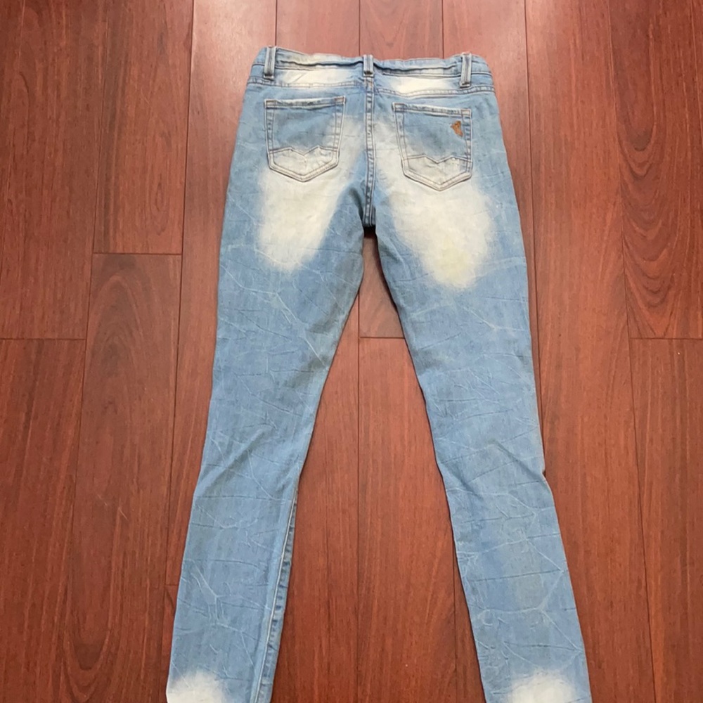 VIP JEANS